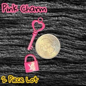 🆕 Listing - 2 Piece Set Hot Pink Lock/Key Zipper Pull Charm